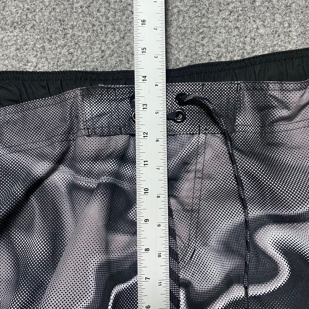 Nike Swim Trunks Abstract Mens 4XL Grey Board Shorts Beachwear Surf Summer - Picture 6 of 10